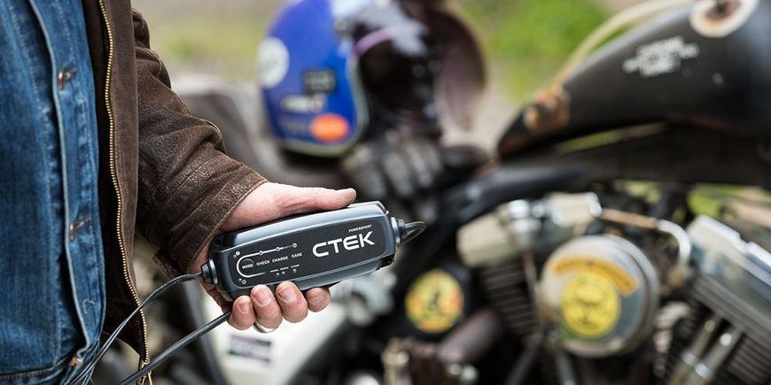 Зарядное устройство СТЕК CT5 POWERSPORT EU LA и LITHIUM 40-310 40-310 фото