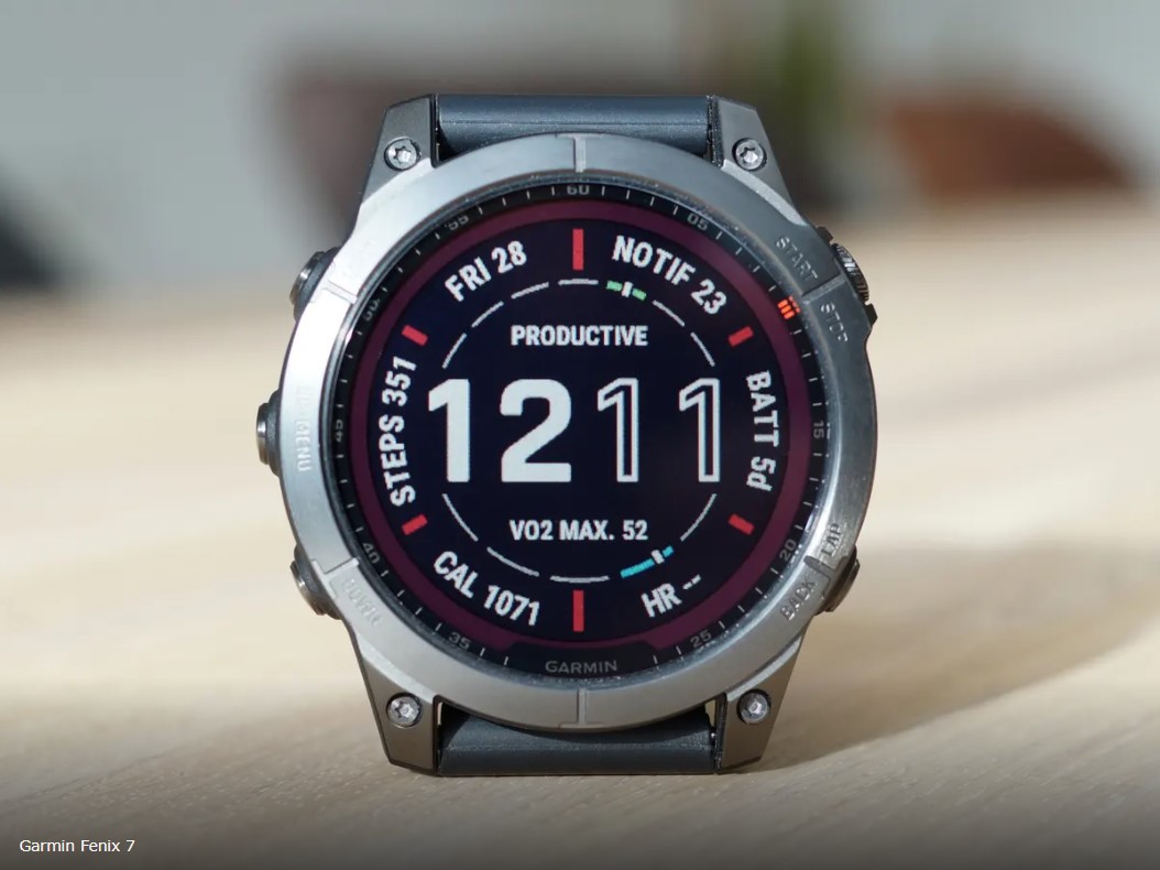 Garmin Fenix 8 заставка