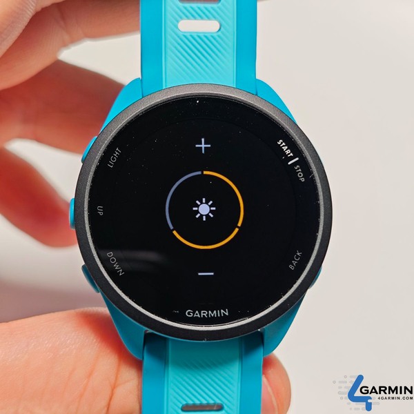 garmin forerunner 165 ліхтарик