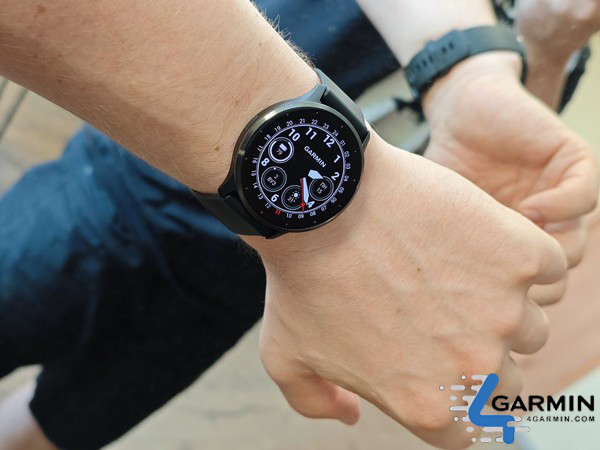 Garmin Venu 3 на руці