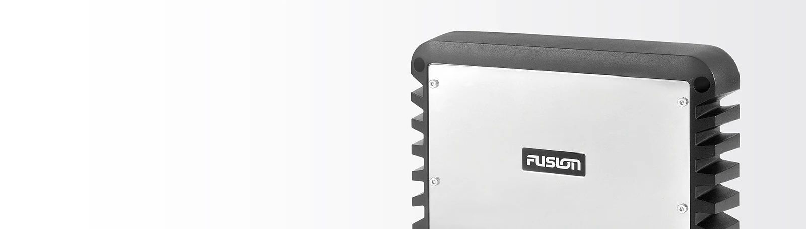 2 Морской усилитель Fusion Series Signature 4-канальный мощностью 1400 Вт