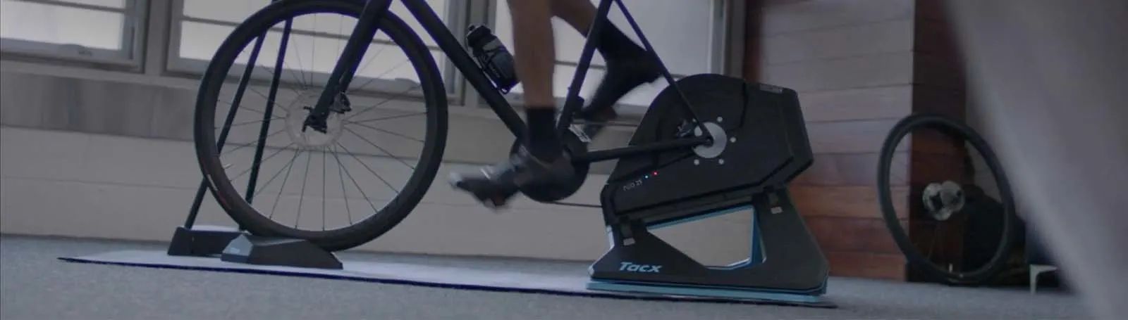Платформа Garmin Tacx NEO Motion 2